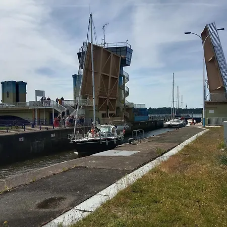 Enchanteur A Avec Vue Sur Et Piscine Partagee Alpesi faház Arzal